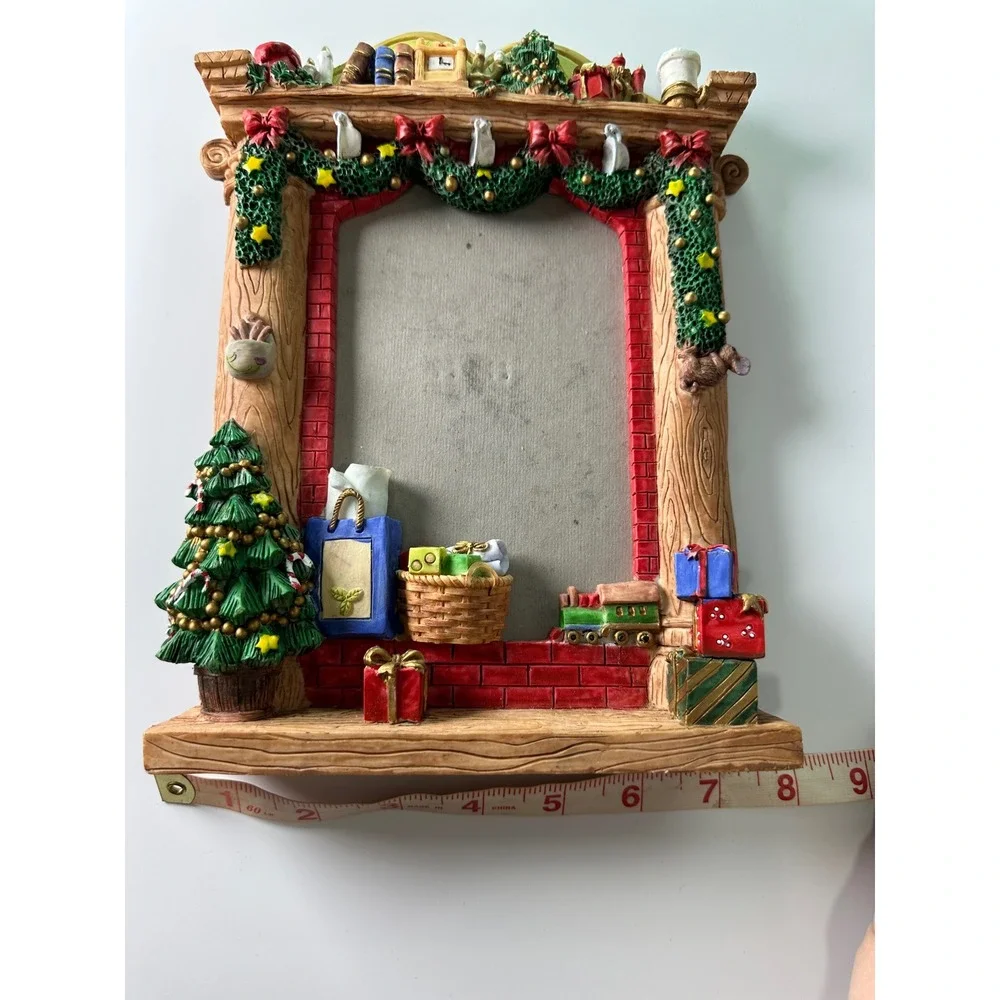 Vintage 90s 3D Christmas Fireplace Picture Frame Resin Holiday Decor Mantel